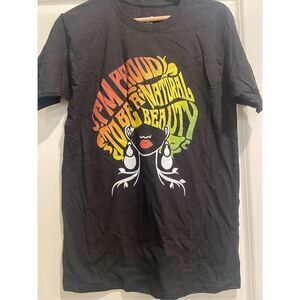 Natural Beauty T-shirt size Small